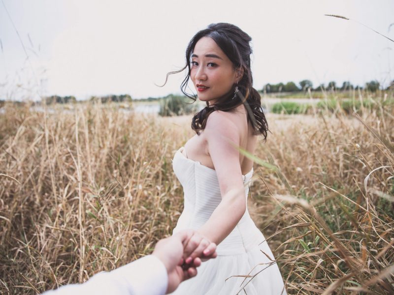 Shooting photo mariage et selfie en bords de Loire a Amboise pour ce couple de chinois