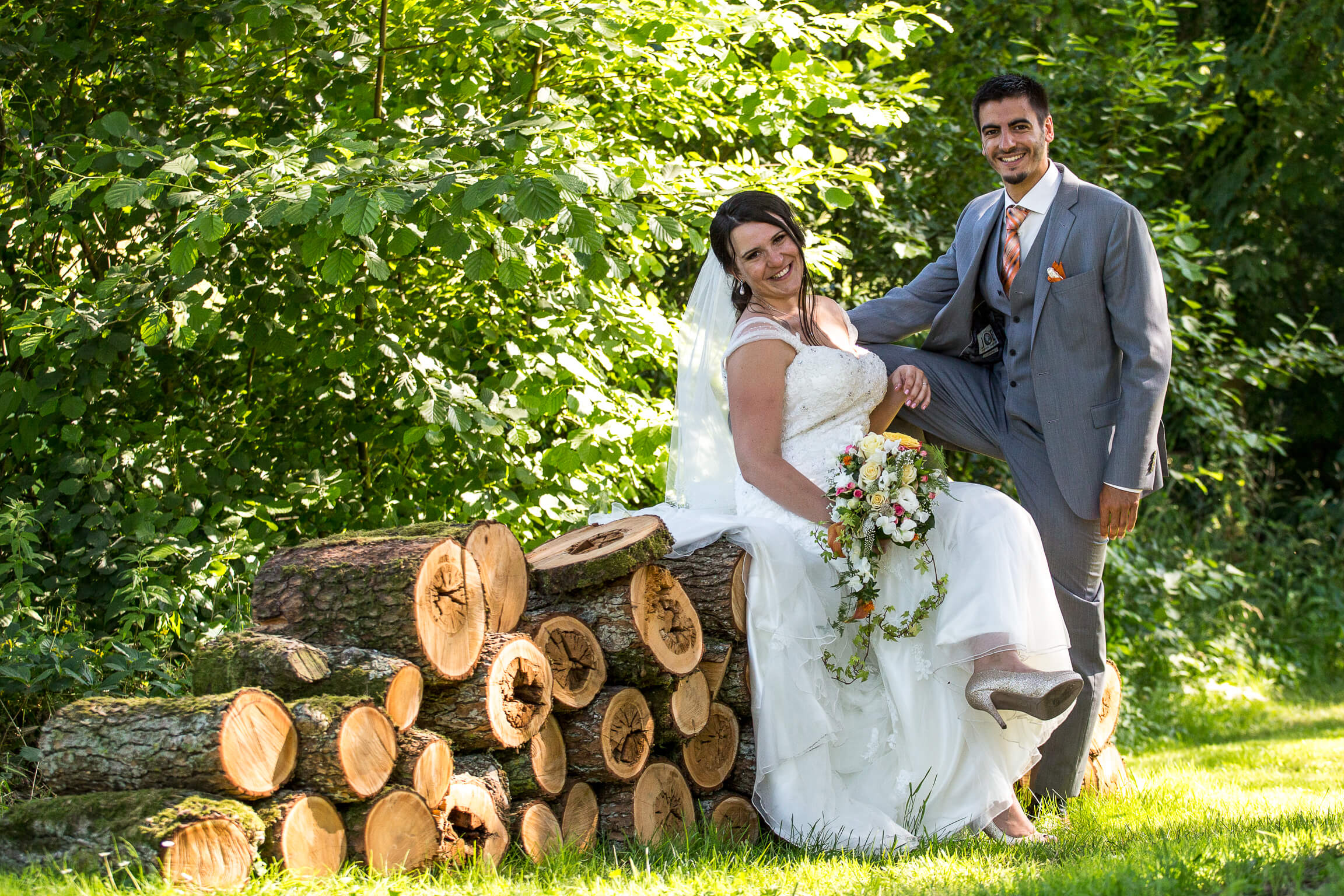 photo de couple champetre dans le domaine du chateau