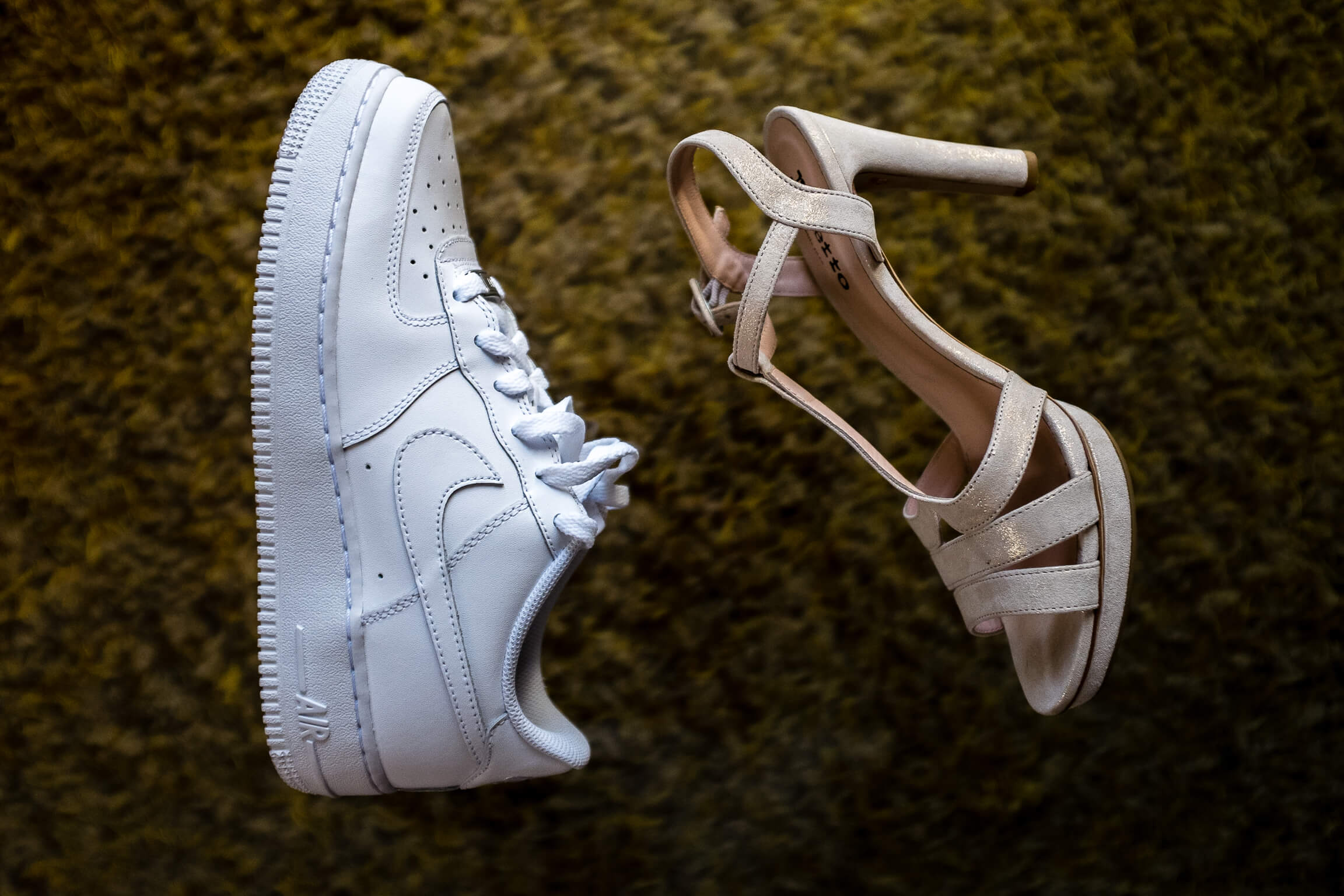 ambiance et deco, nike air force one vs chaussures à talon pendant les preparatifs du mariage